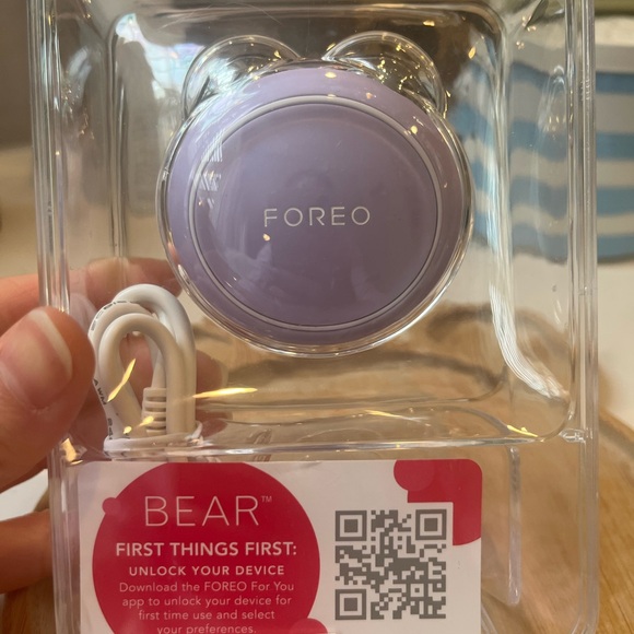 FOREO Purple Facial Device